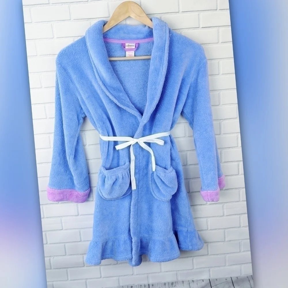 Circo Blue/Pink‎ Fuzzy Robe